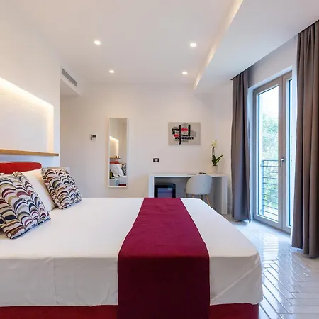 Gioi Sorrento Hotel 4*